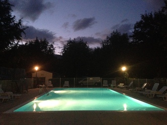 piscine nocturne